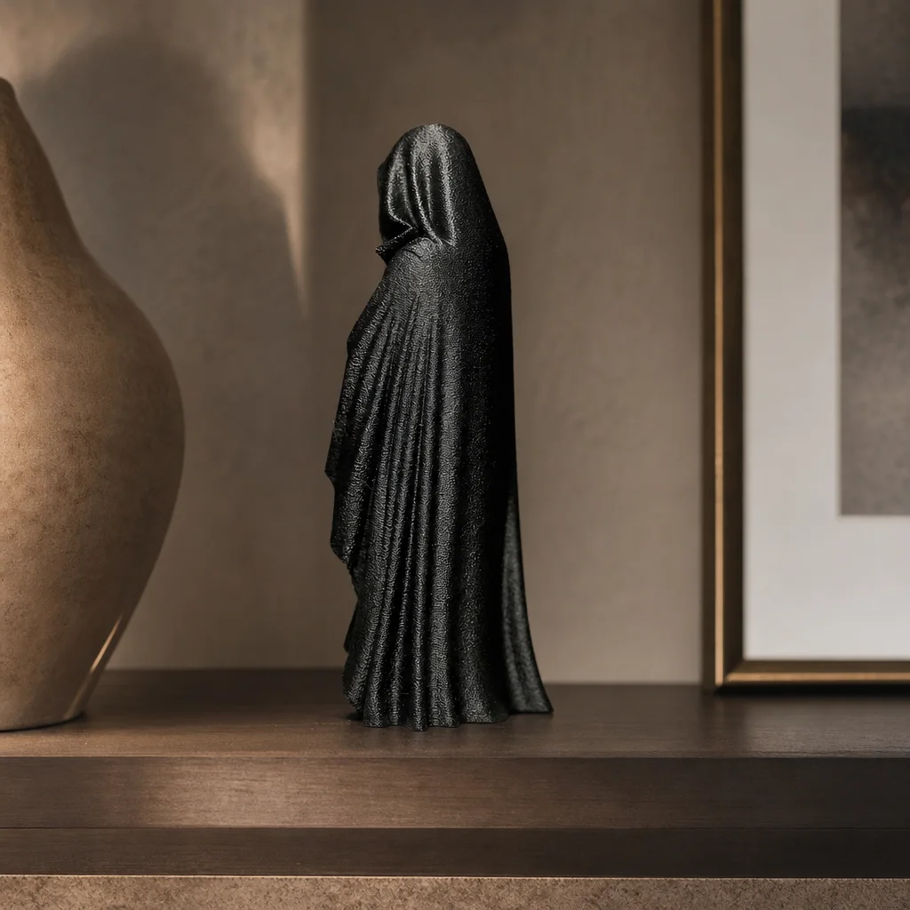 Detalle de Escultura Cultista Encapuchado 15 cm